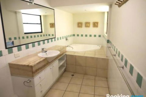 Cylinder Cove 1 - Accommodation Cairns 3