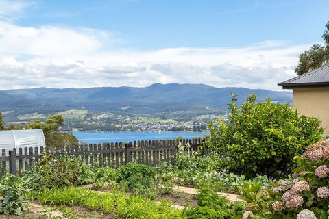 Brightwater Bed And Breakfast - Accommodation Cairns 2
