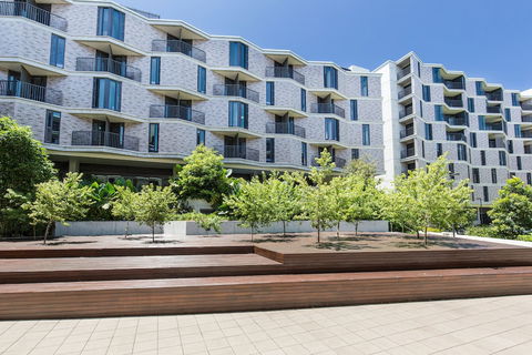 Racecourse Space Pop Up - Accommodation Cairns 5