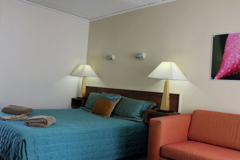 Australian Motor Homes Tourist Park - Accommodation Cairns 3