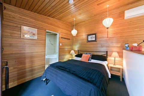 Hillside Country Retreat - Accommodation Cairns 5