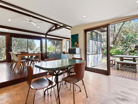 Laguna House - Accommodation Cairns 6