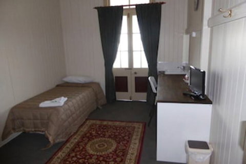 Exchange Hotel Toogoolawah - Accommodation Cairns 7