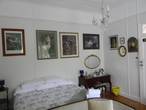 Glenellen Bed And Breakfast - Accommodation Cairns 4