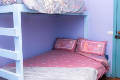 Anglesea Backpackers - Accommodation Cairns 6