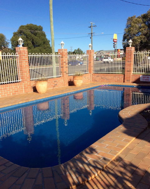 Roma Mid Town Motor Inn - Accommodation Cairns 1