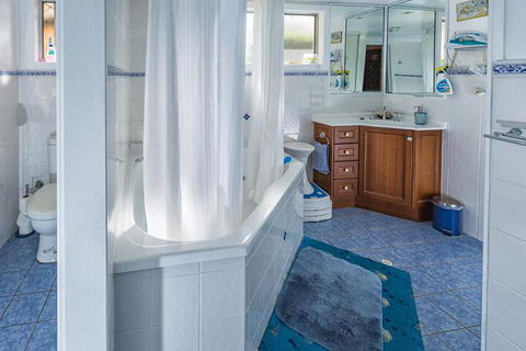 Boonah Hilltop Cottage - Accommodation Cairns 4