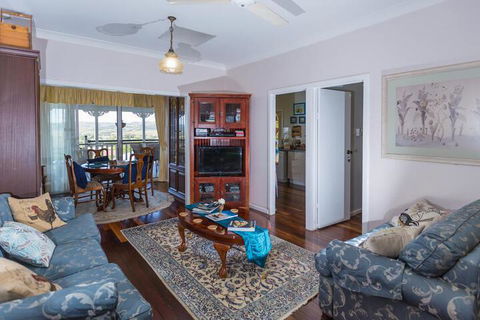 Boonah Hilltop Cottage - Accommodation Cairns 2