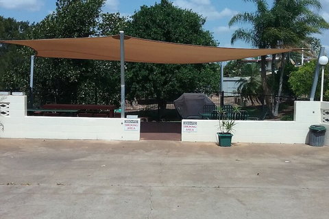 Avocado Motor Inn - Accommodation Cairns 1