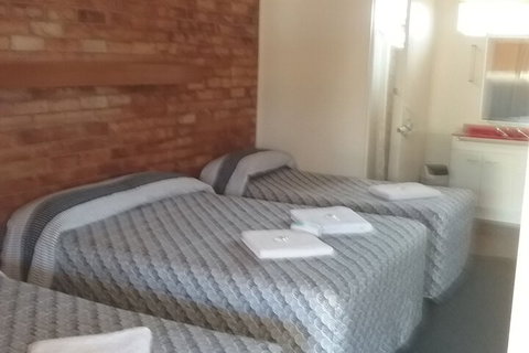 Avocado Motor Inn - Accommodation Cairns 6