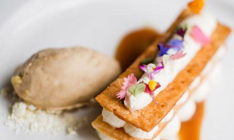 Garden Court Restaurant - Accommodation Cairns 6