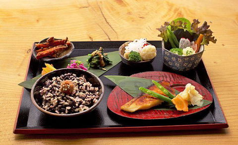 Wabi Sabi Salon - Accommodation Cairns 5