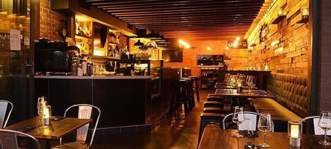 Golden Spice Indian Cuisine - Accommodation Cairns 1