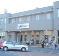 Oscar's Hotel and Cafe Bar - Accommodation Cairns