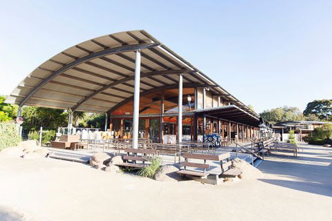 Meerkat Bistro - Accommodation Cairns 0