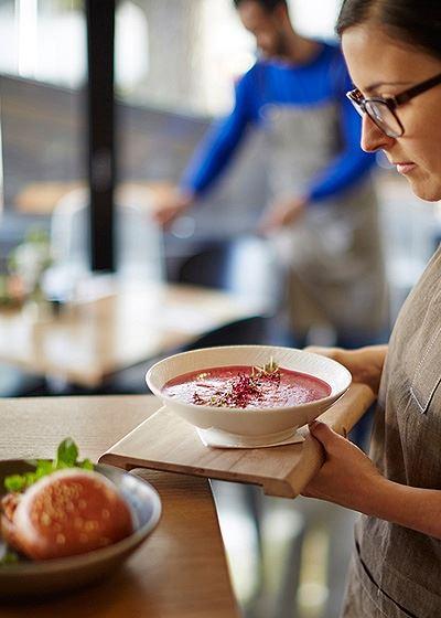 Explorers Restaurant - Accommodation Cairns 14