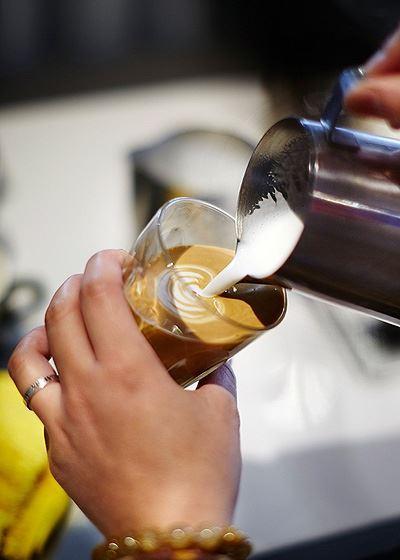 Explorers Restaurant - Accommodation Cairns 15