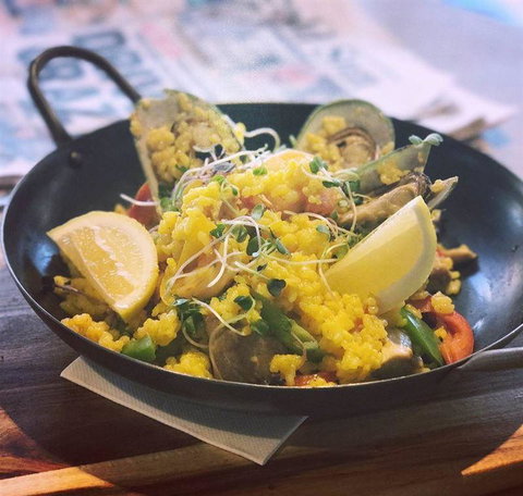 Explorers Restaurant - Accommodation Cairns 3