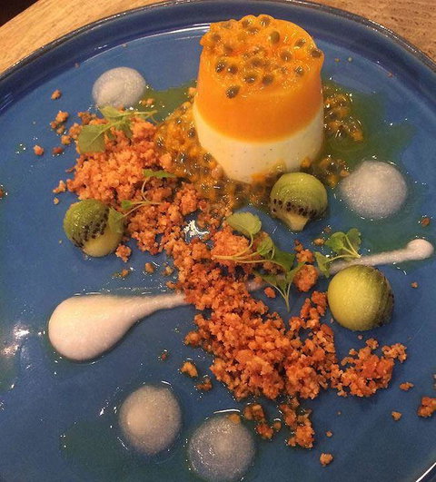 H2O Restaurant & Bar - Accommodation Cairns 13