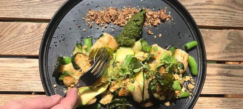 H2O Restaurant & Bar - Accommodation Cairns 2