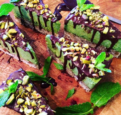 H2O Restaurant & Bar - Accommodation Cairns 6