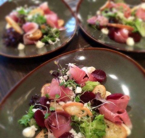 H2O Restaurant & Bar - Accommodation Cairns 8