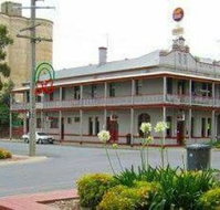 The Grand Central Hotel - Accommodation Cairns