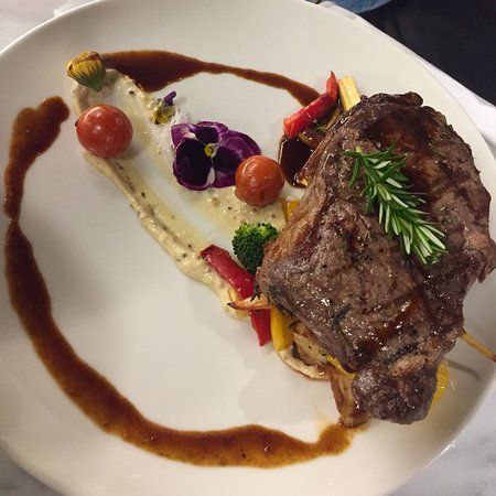 Nate's East Meets West Dining - Accommodation Cairns 0