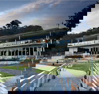 Estuary Restaurant - Accommodation Cairns