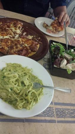 Aldos Pizza Restaurant - Accommodation Cairns 0