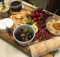 The Universal Eatery - Accommodation Cairns