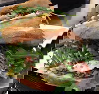 Dutch  Co - Accommodation Cairns