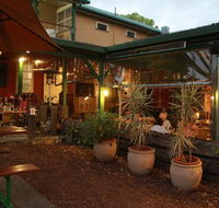 Eltham Hotel Restaurant - Accommodation Cairns