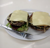 Uncle Leo's - Accommodation Cairns