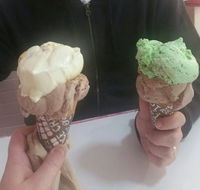 Annie's Old Fashioned Ice Cream Parlour - Accommodation Cairns