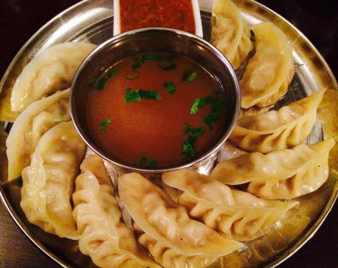 Chomolungma - Accommodation Cairns 0