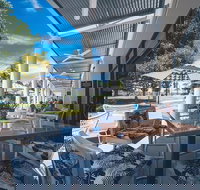 Chop 'n Chill - Accommodation Cairns