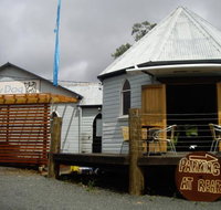 Salty Dog Seafood Cafe - Accommodation Cairns