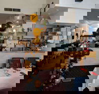 Golden 8 - Accommodation Cairns