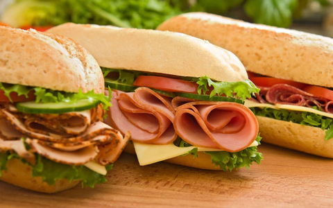 Subway - Benowa - Accommodation Cairns 0