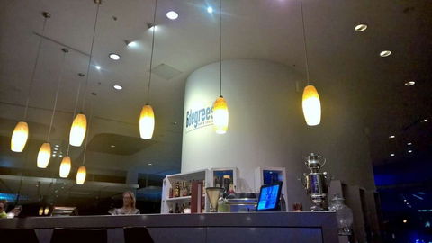 6 Degrees Bar & Lounge - Accommodation Cairns 0