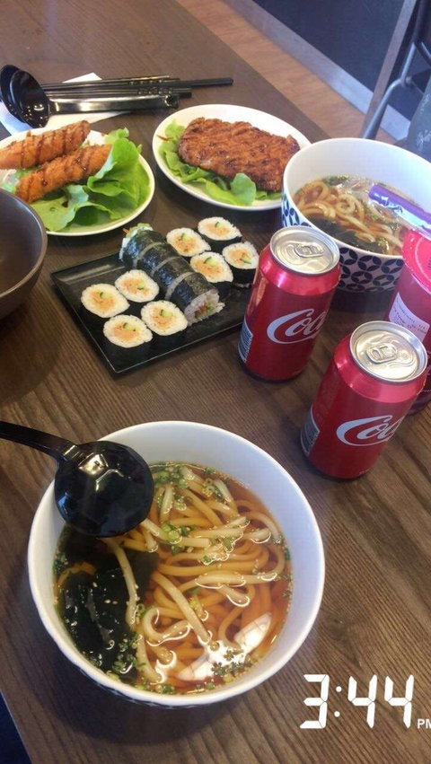 Uni Sushi - Accommodation Cairns 0