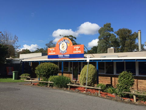 Log Cabin Pizza - Accommodation Cairns 0
