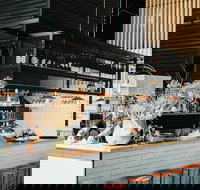 The Flinders Wharf - Accommodation Cairns