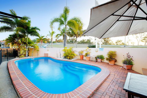 Glenmore Tavern - Park Avenue - Accommodation Cairns 0