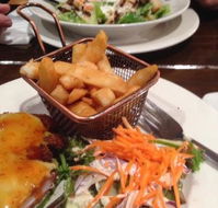 Three Little Pigs Tavern - Accommodation Cairns