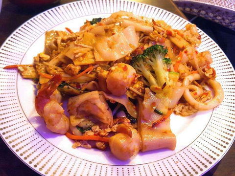 Cafe Thailand - Accommodation Cairns 0