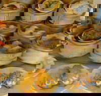 Gold Leaf - Sunshine - Accommodation Cairns