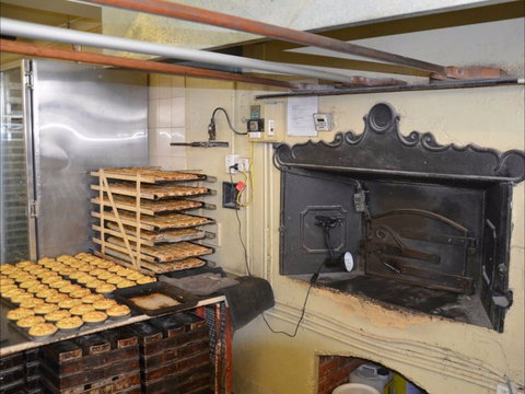 Holbrook Bakery - Accommodation Cairns 0