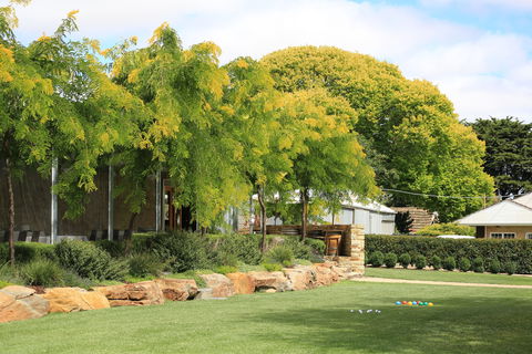 Howard Vineyard - Clover + Stone Resturant - Accommodation Cairns 2